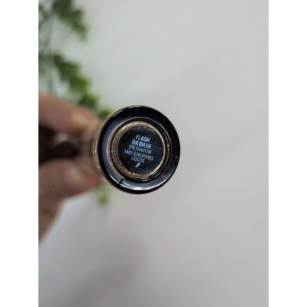 NEW LOT 2!😍Mac Dazzleshadow Liquid Eyeshadow Crumbled Diamonds Flash or Dash‎